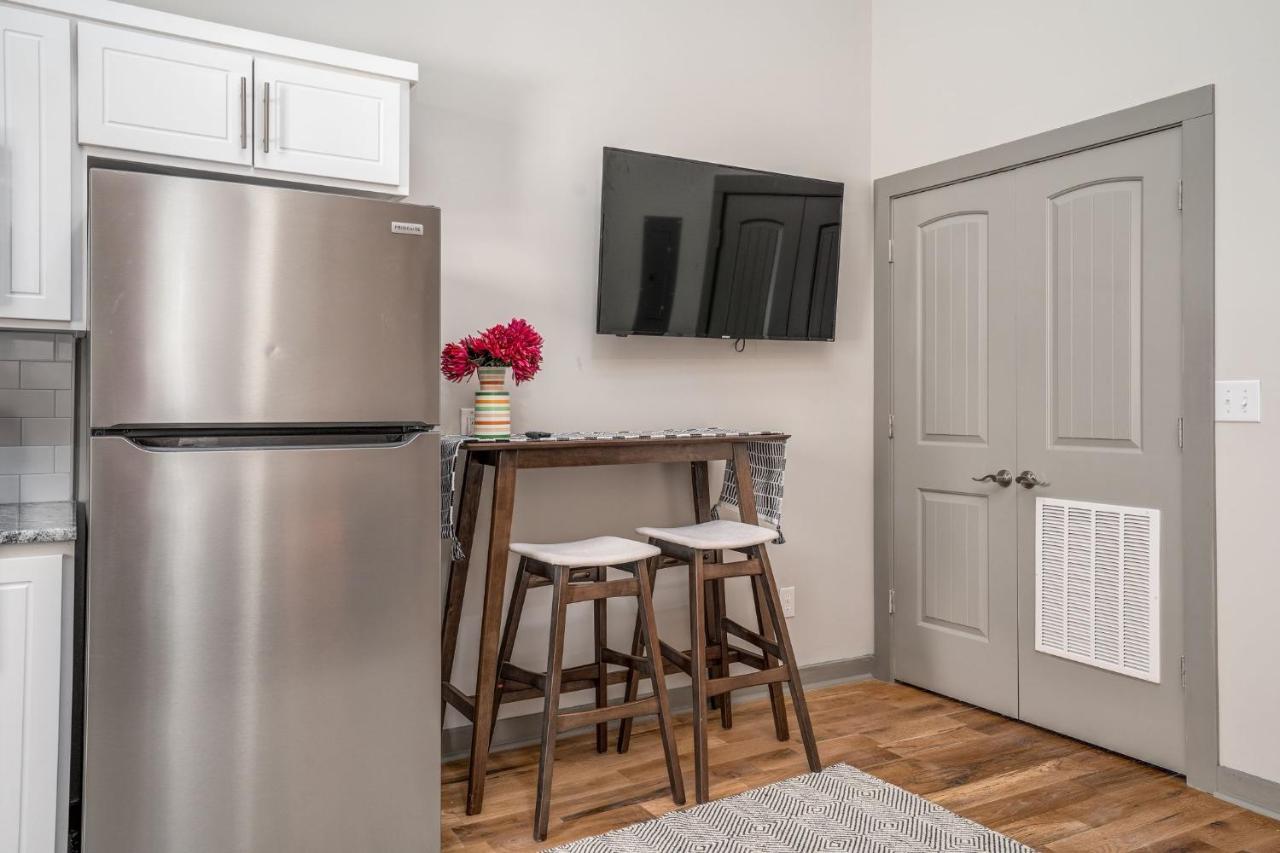 Apartament The Davis Lofts At Main Street - Unit 3D Rocky Mount Zewnętrze zdjęcie